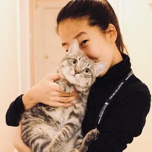 Meet your Posher, Nicole